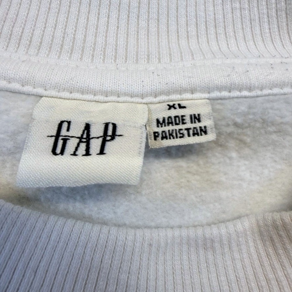 Gap Crewneck Sweatshirt XL Cream White Embroidered Logo Preppy Retro VTG Style - Picture 3 of 6